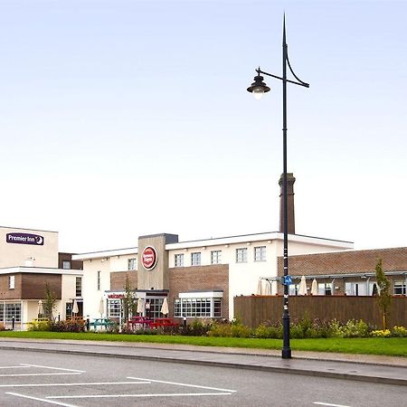 Premier Inn Barry Island Esterno foto