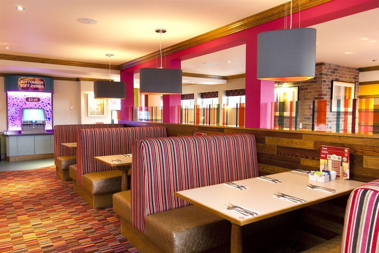Premier Inn Barry Island Esterno foto